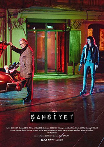 “Şahsiyet” Mini Dizisi Derin, Sade ve Çarpıcı Doku Halıları