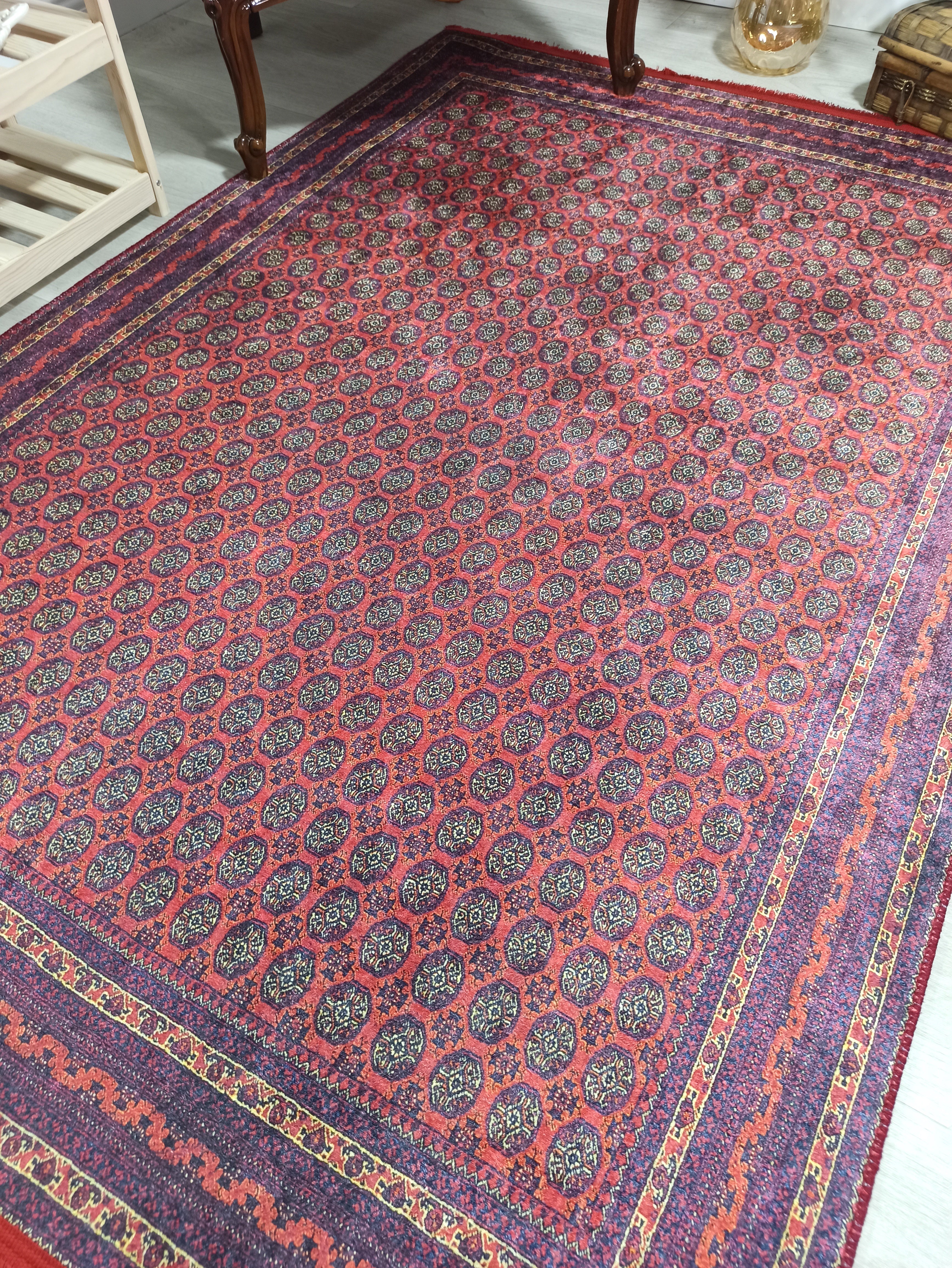 Klasik Bordo ve Lacivert Geometrik Desenli Geleneksel Halı -SH46BL