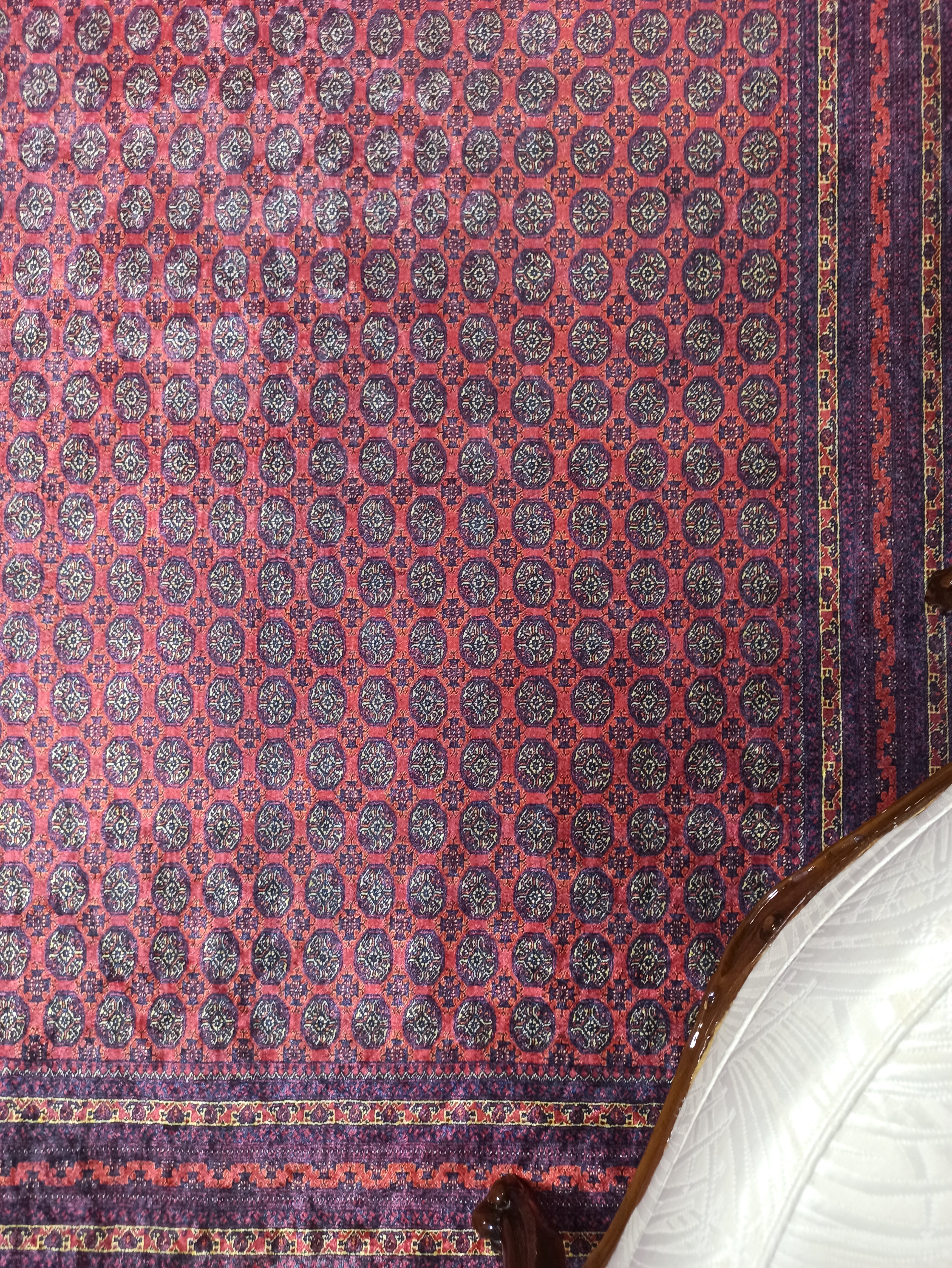 Klasik Bordo ve Lacivert Geometrik Desenli Geleneksel Halı -SH46BL