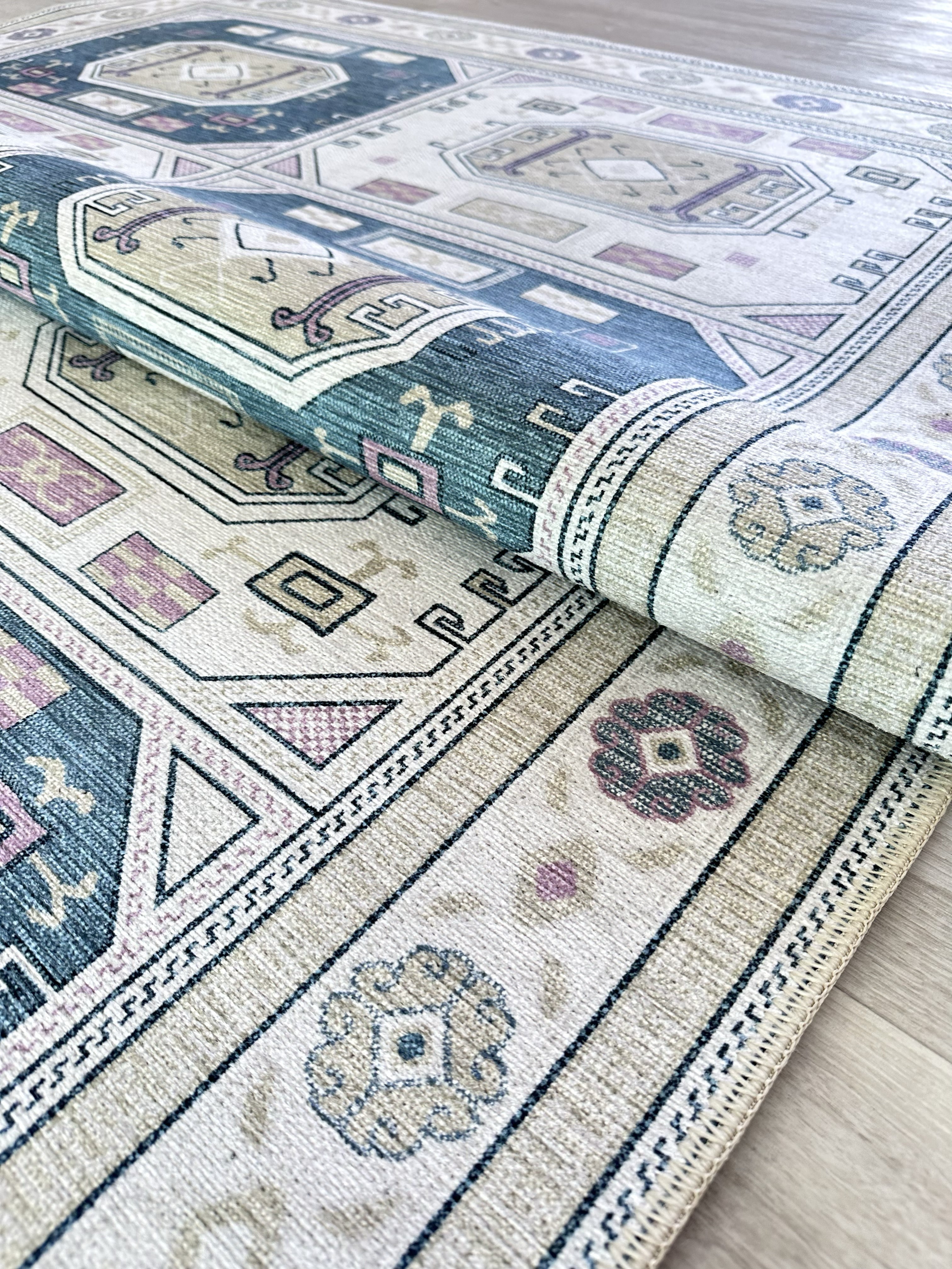 Uşak Blue Red Vintage Kilim Carpet