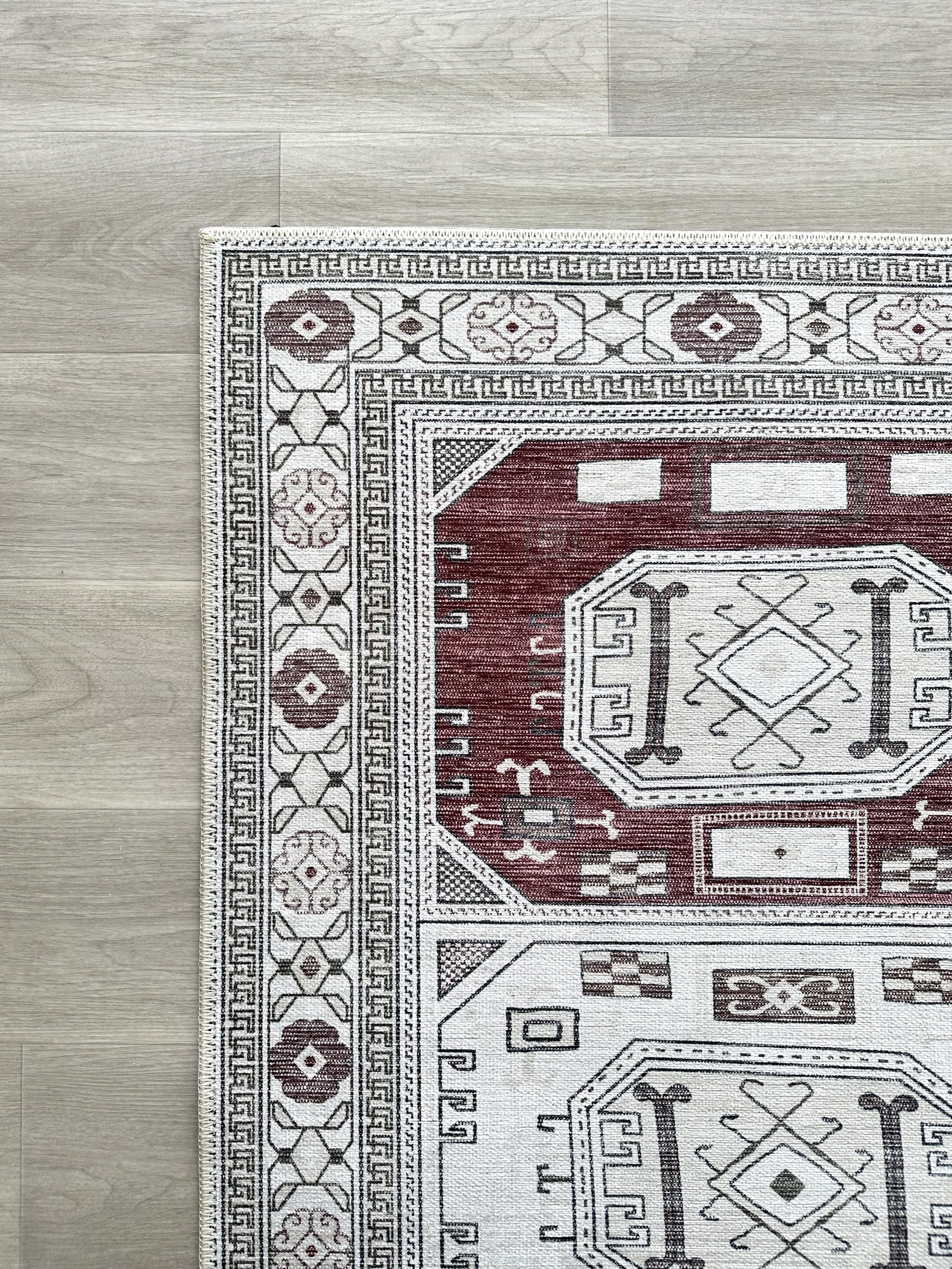 Geometrik Panel Desenli Krem ve Bordo Etnik Halı - AR848CR