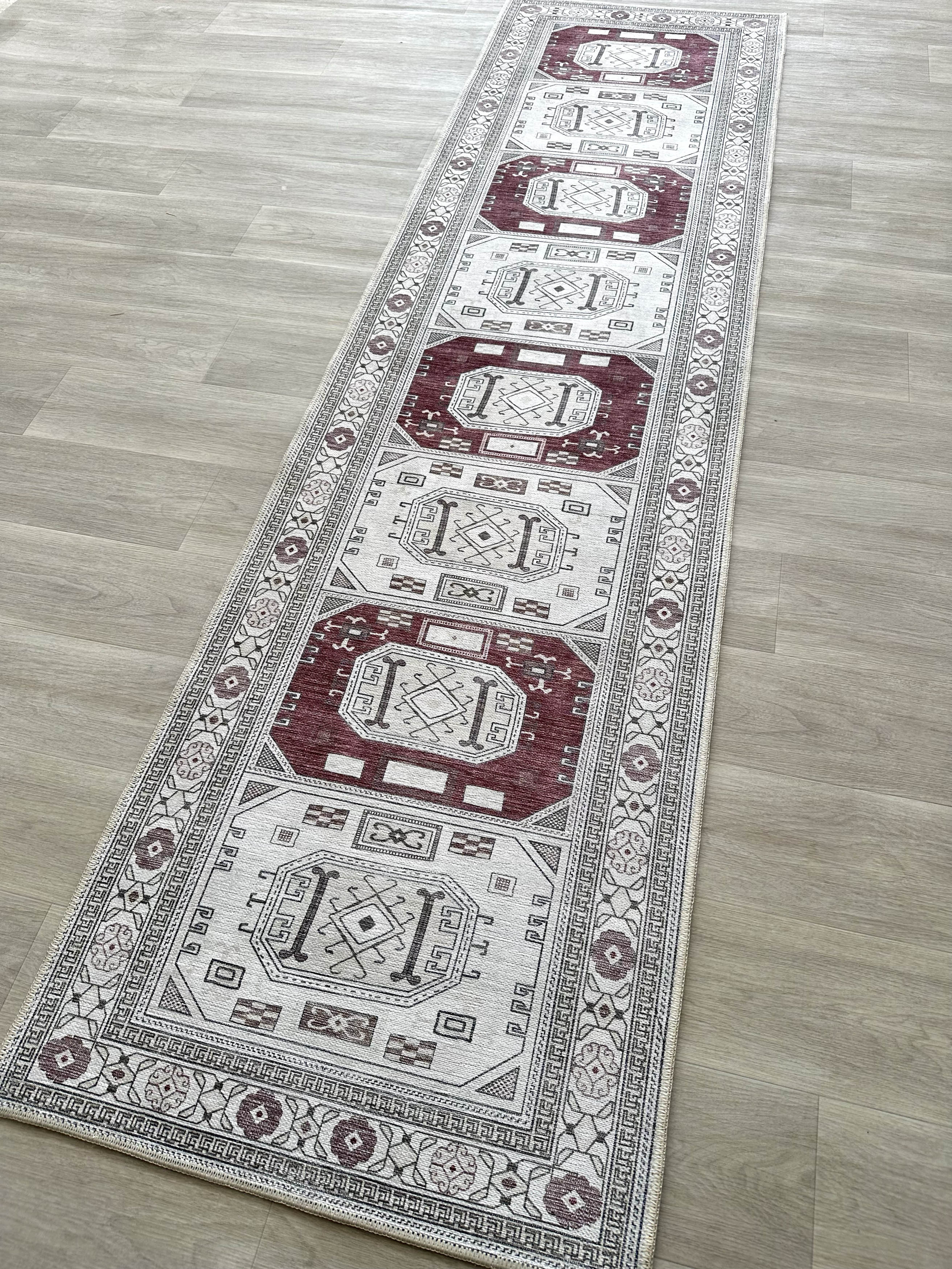 Geometrik Panel Desenli Krem ve Bordo Etnik Halı - AR848CR