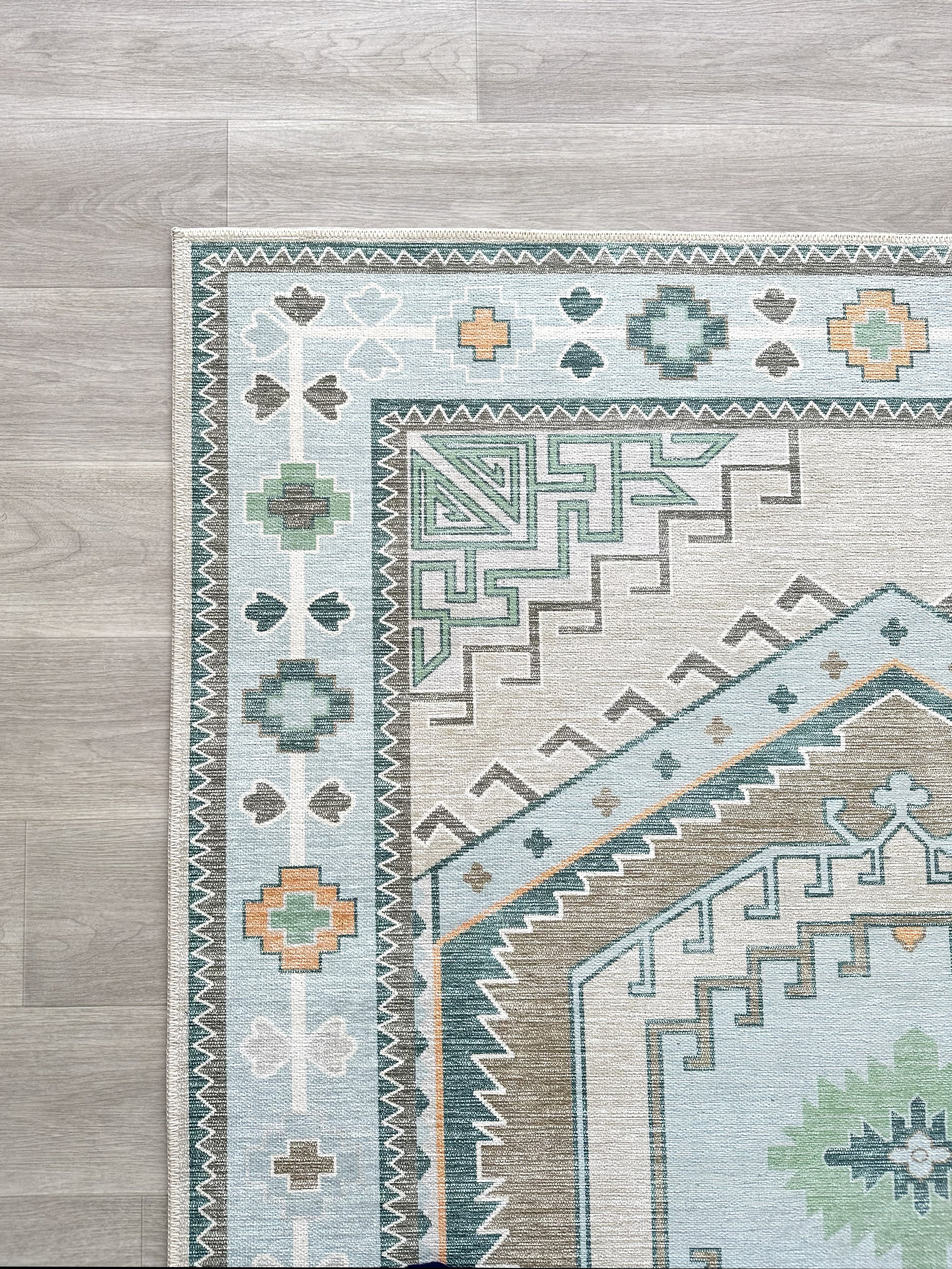 Geometrik Madalyon Desenli Açık Mavi Ve Su Yeşili Etnik Halı - AR856GG