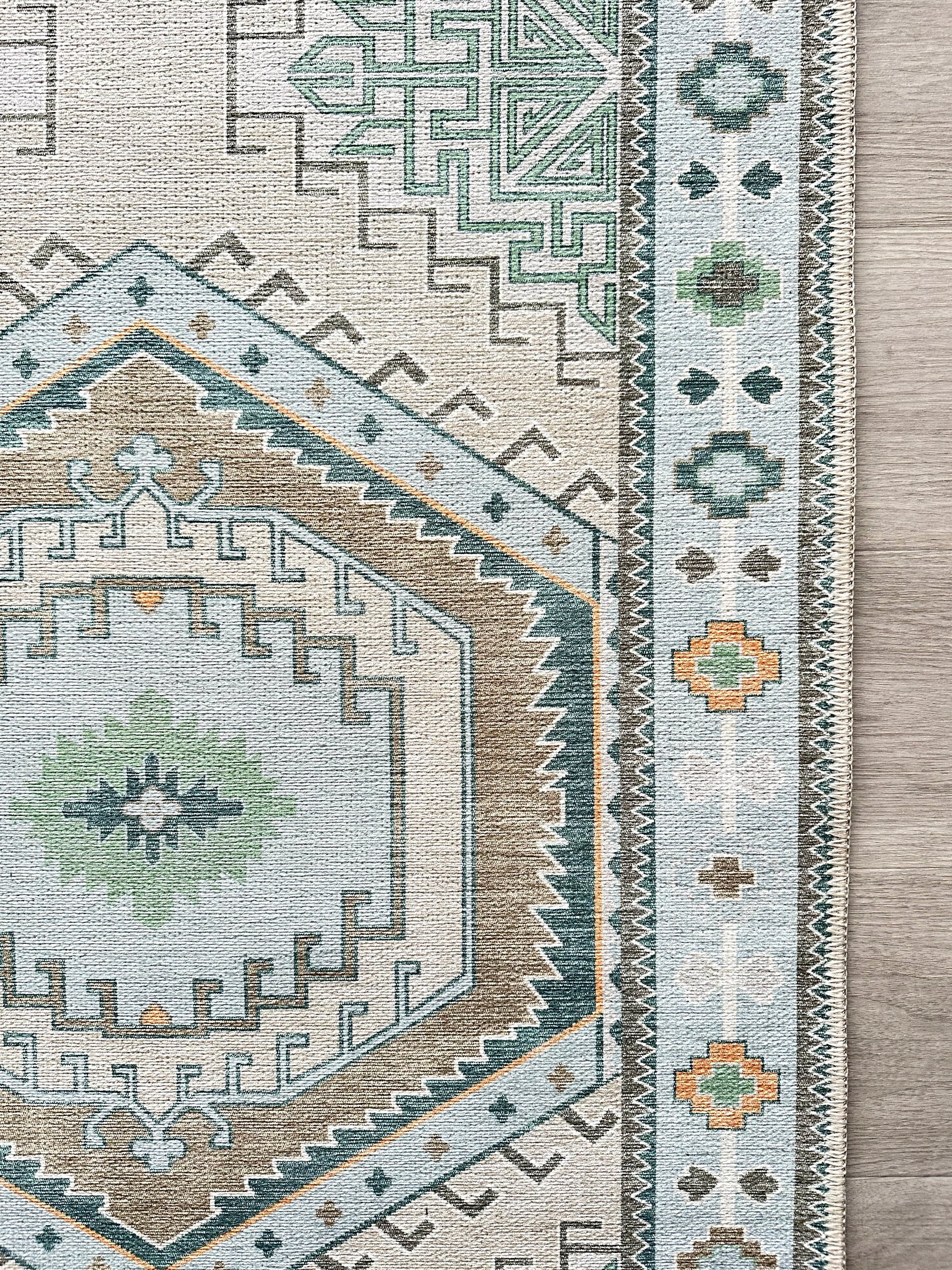 Geometrik Madalyon Desenli Açık Mavi Ve Su Yeşili Etnik Halı - AR856GG
