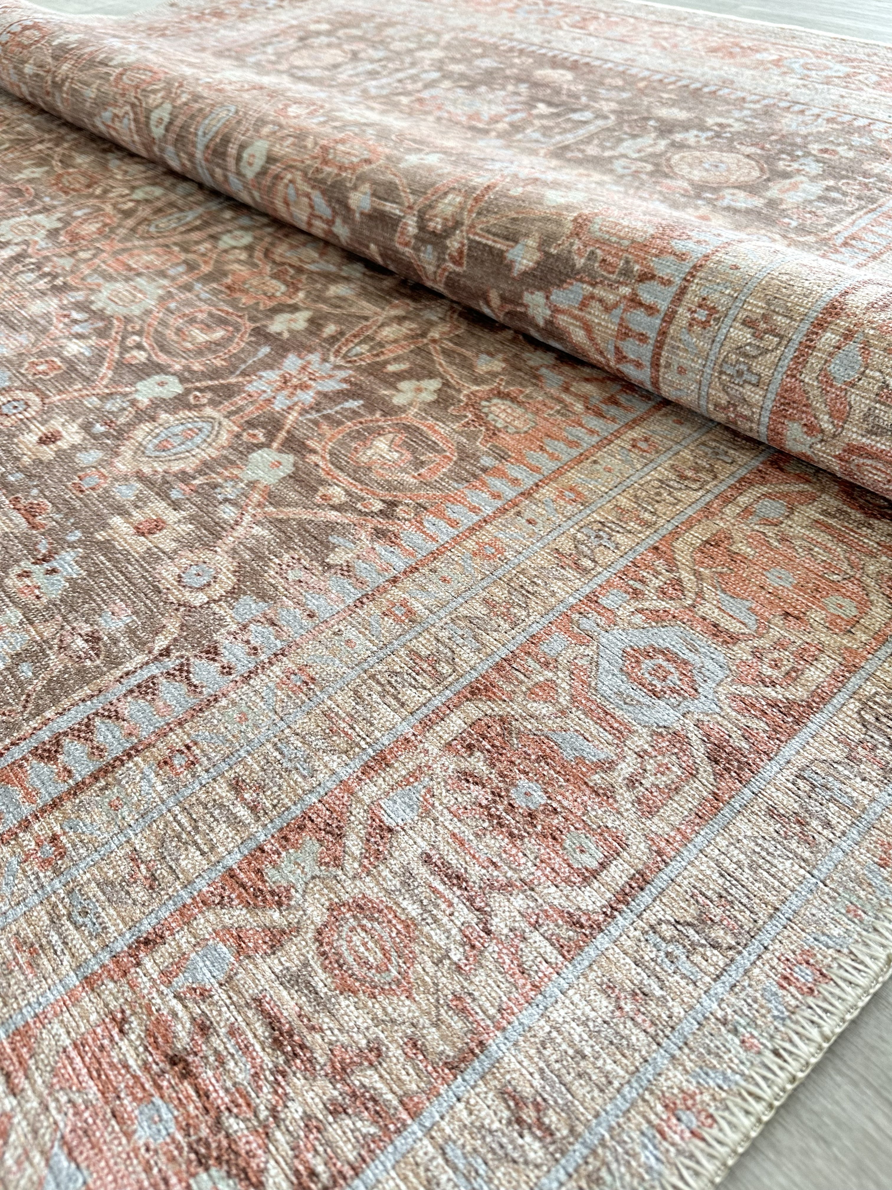 Eskitme Dokulu Kiremit ve Toprak Tonlu Vintage Halı - AR860TT