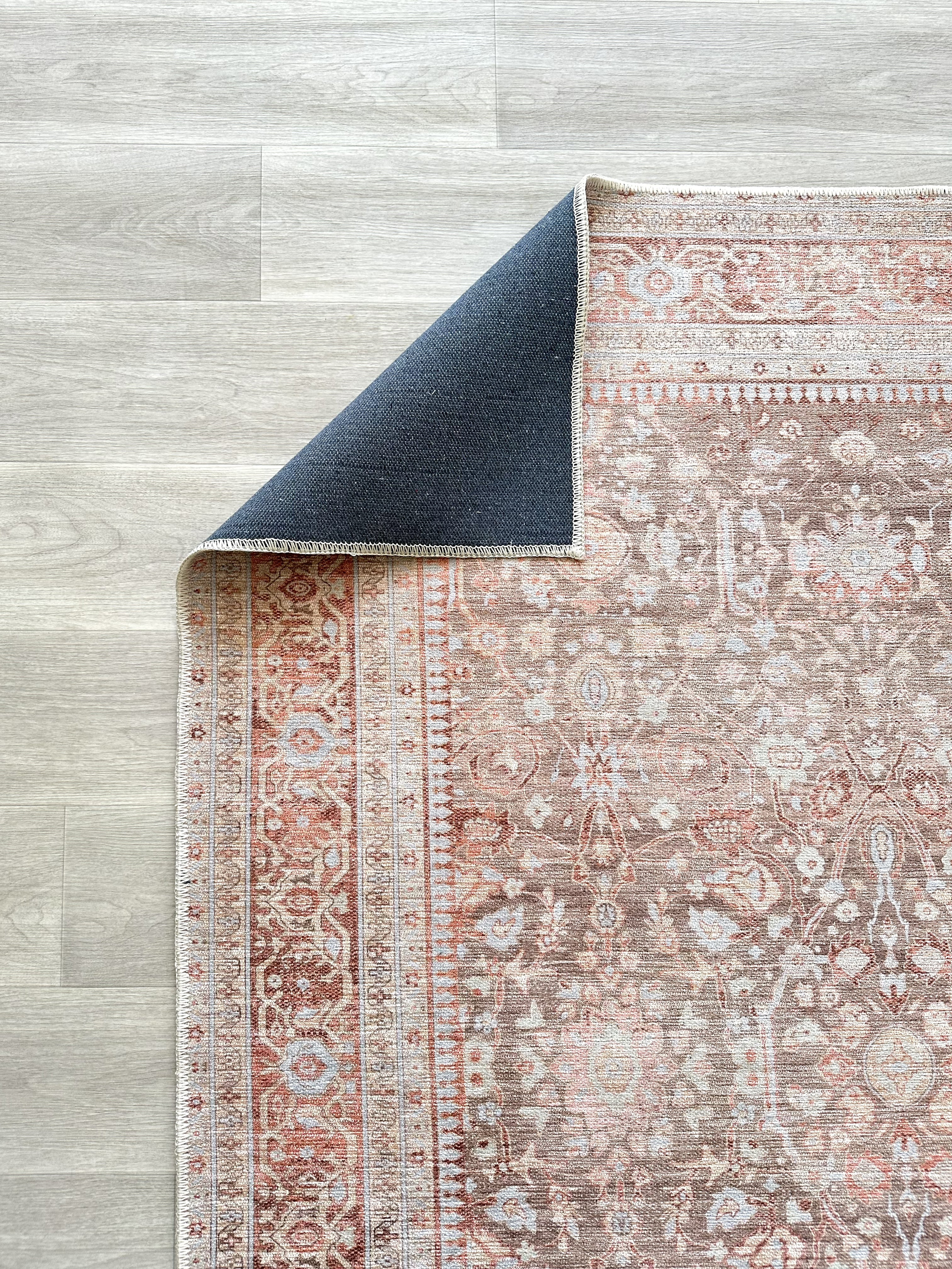 Eskitme Dokulu Kiremit ve Toprak Tonlu Vintage Halı - AR860TT