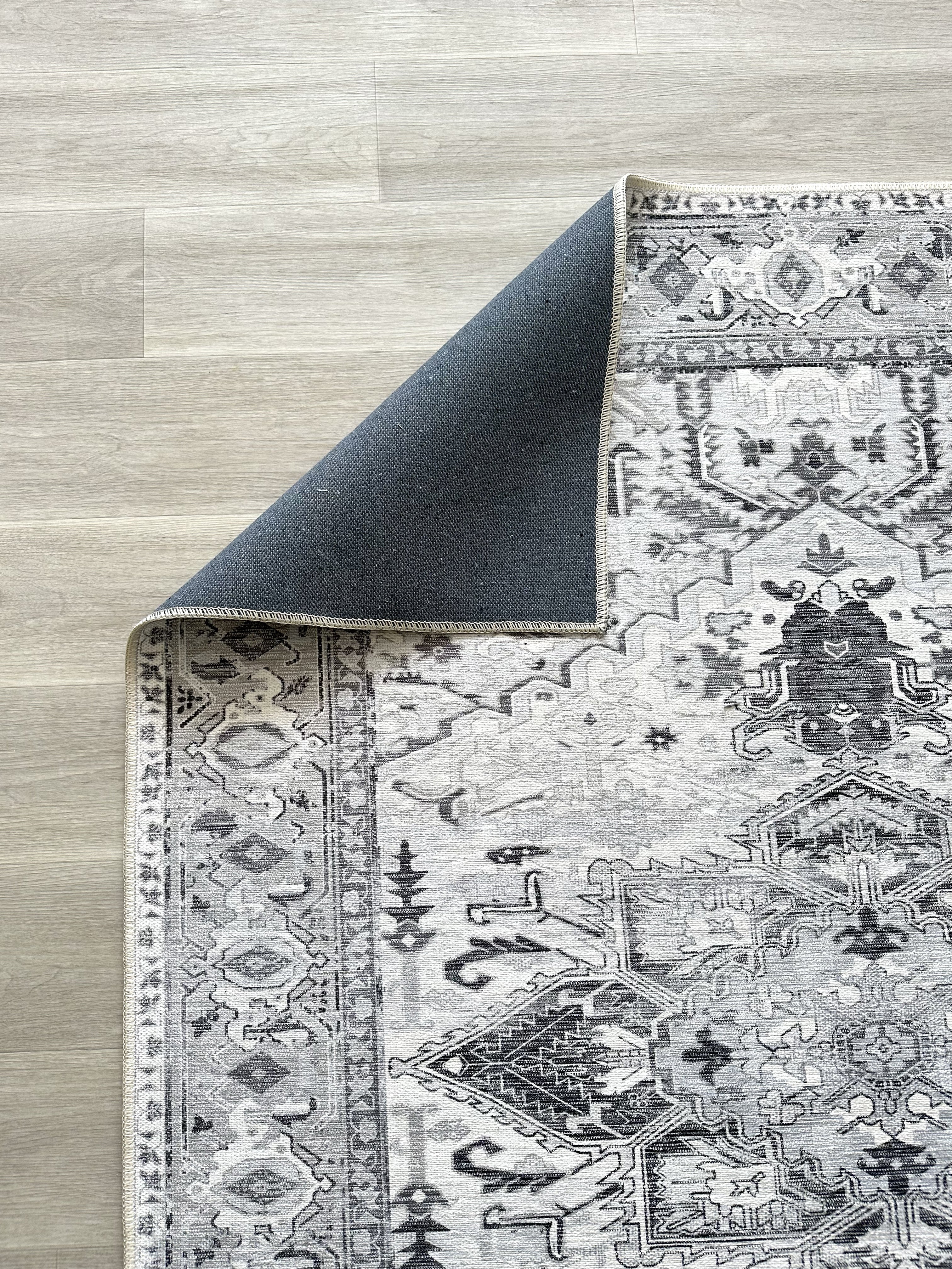 Uşak Blue Red Vintage Kilim Carpet