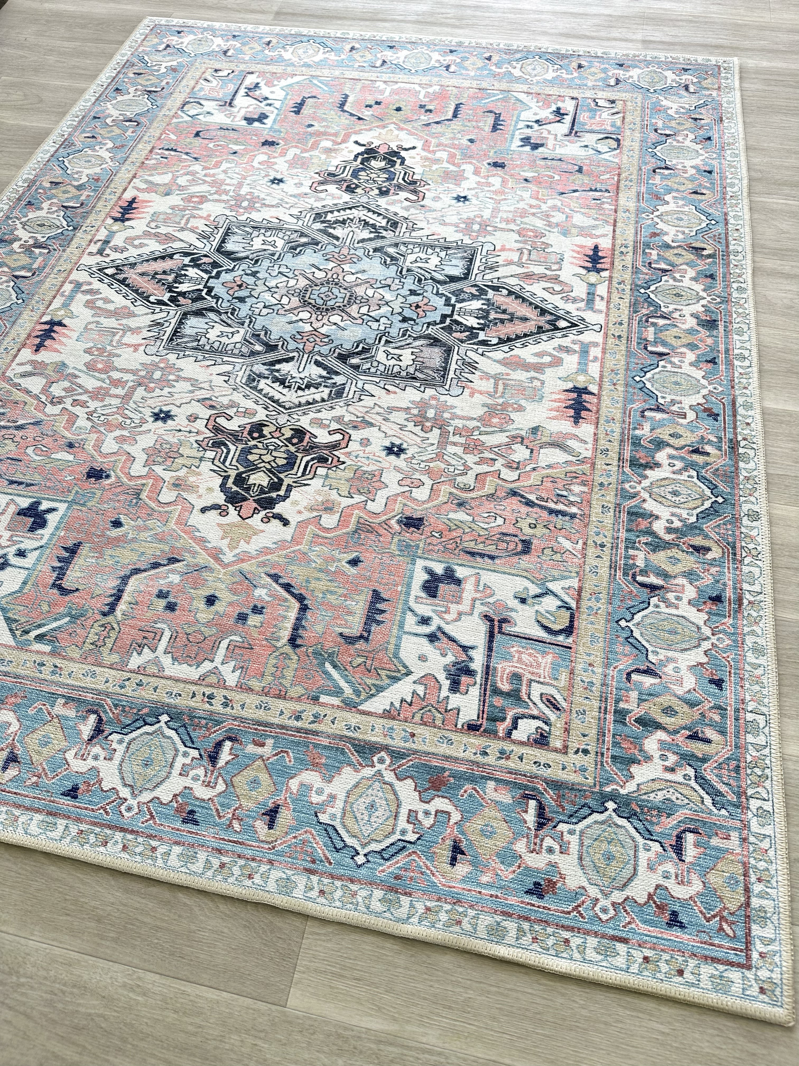 Geometrik Madalyon Desenli Açık Mavi ve Pudra Pembe Etnik Halı - AR861NT