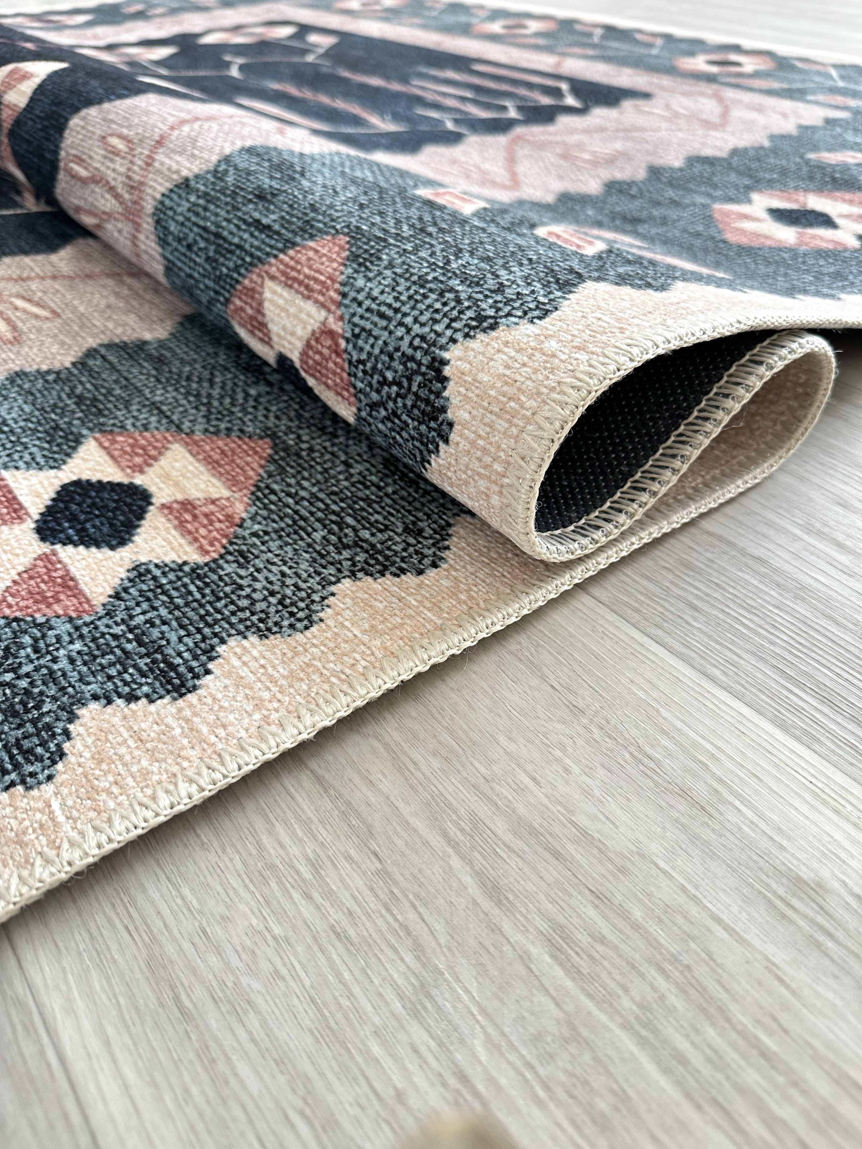 Uşak Blue Red Vintage Kilim Carpet
