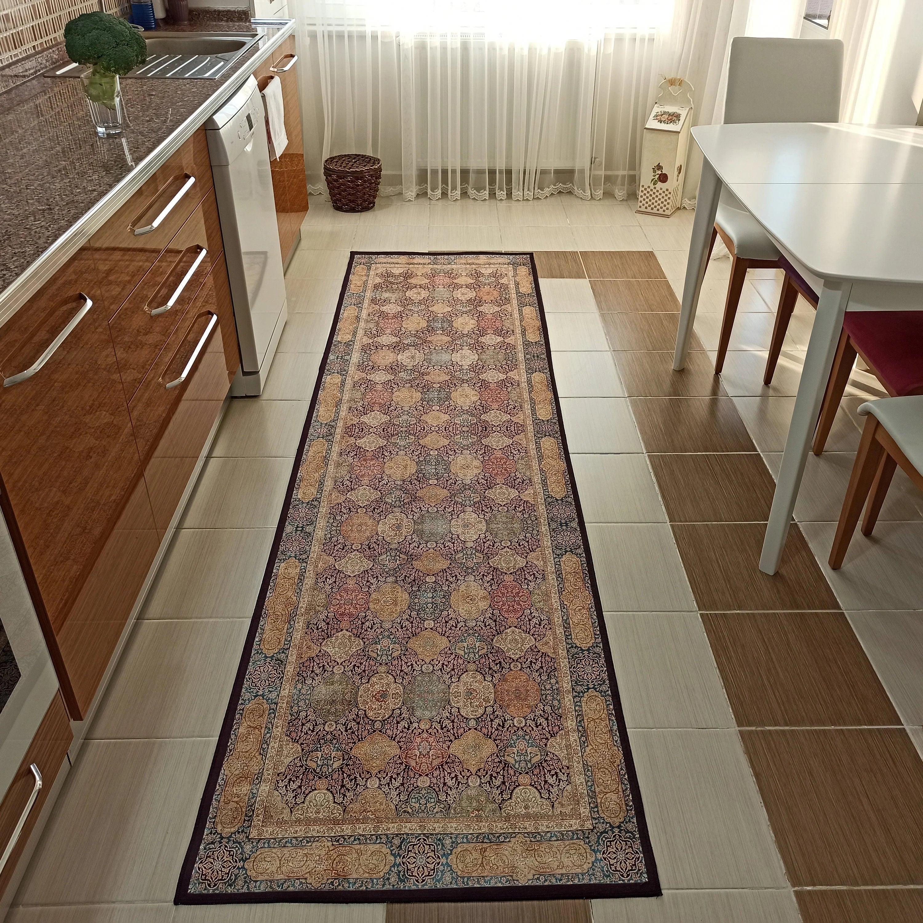 Bordo ve Altın Sarısı Oryantal Desenli Vintage Halı - OUTLET - 11460OU