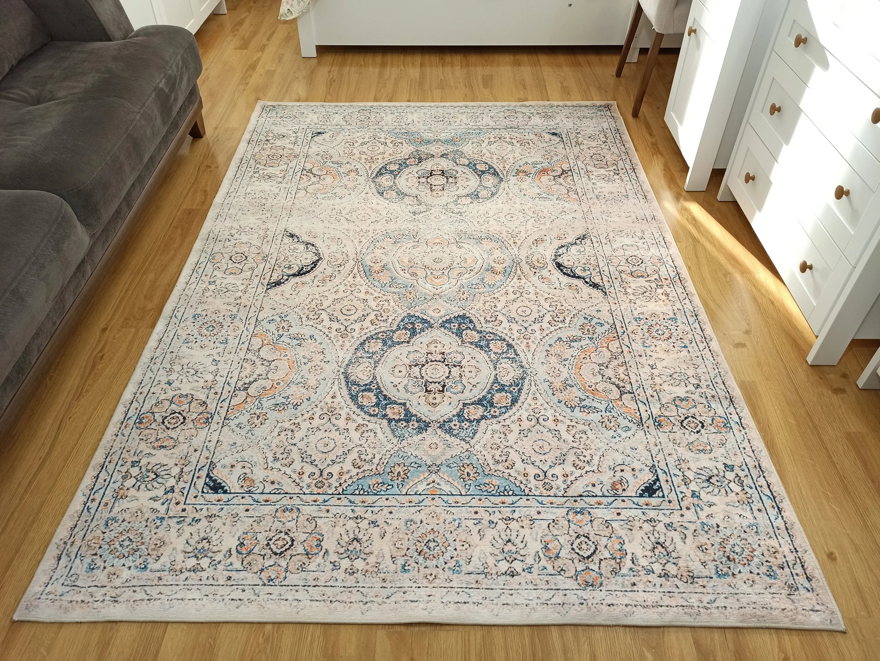 Gray Geometric Patterned Vintage Carpet - CLEARANCE - 11643OU