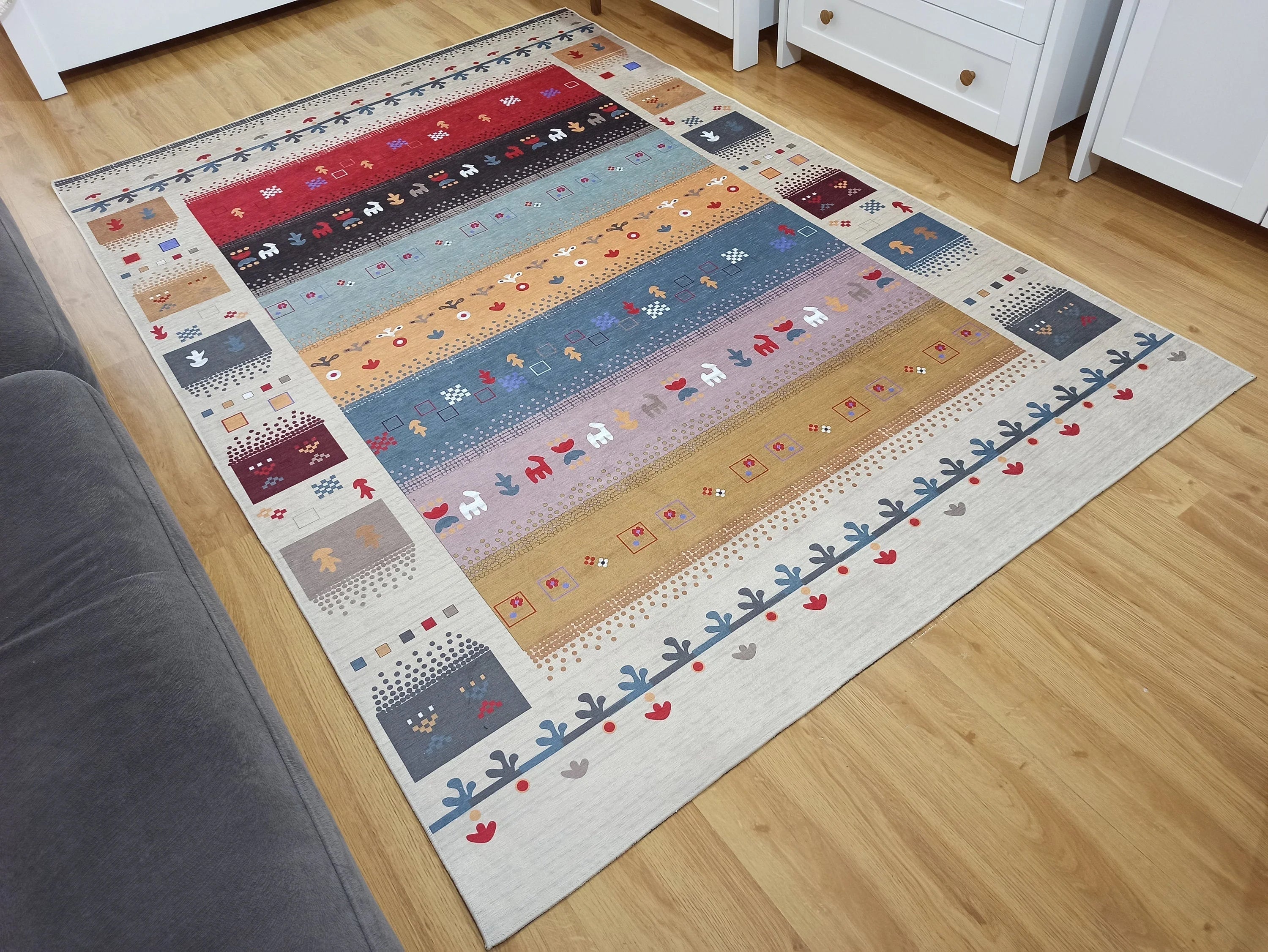 Gray Geometric Patterned Vintage Carpet - CLEARANCE - 12664OU