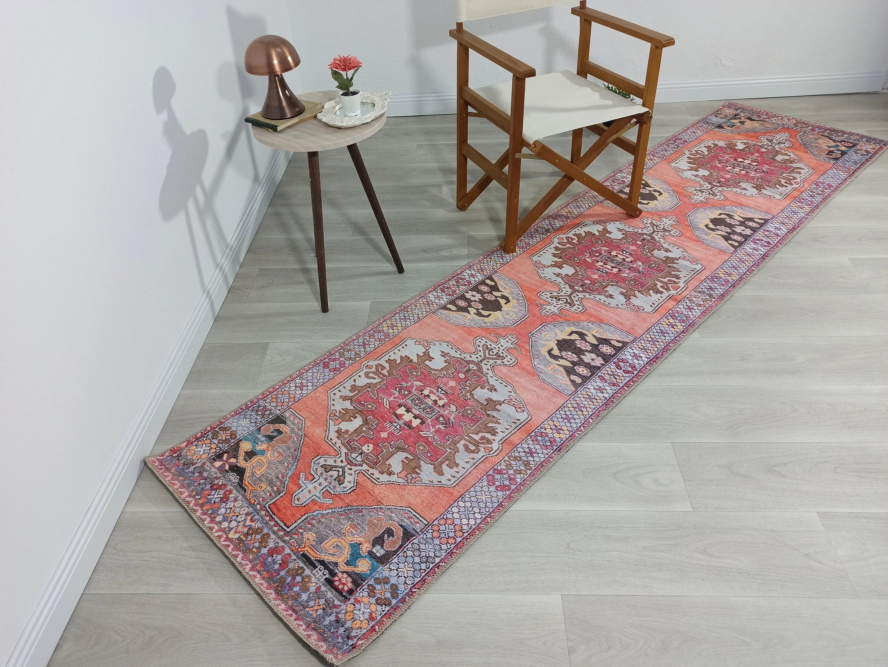 Mercan ve Mor Medalyonlu Vintage Türk Halısı - OUTLET - 15008KOU