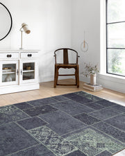 Koyu Yeşil Haki Patchwork Görünümlü Halı