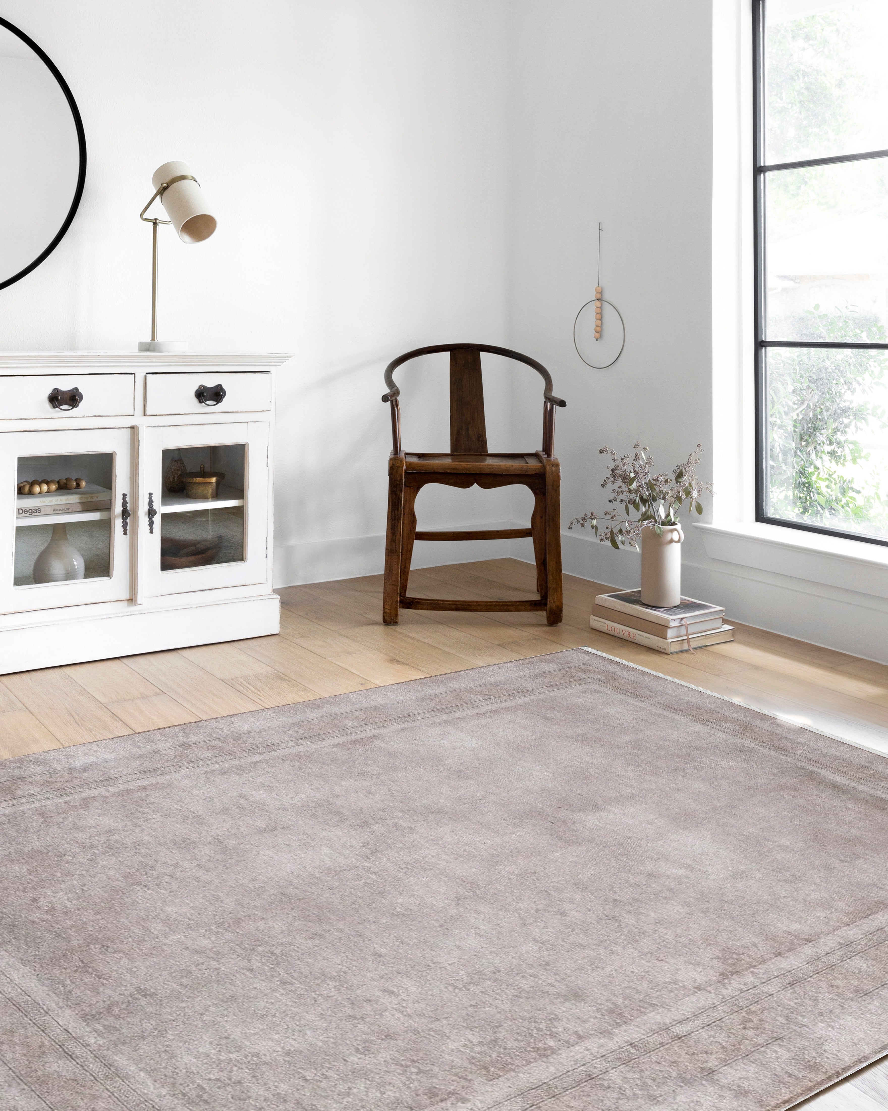 Sade Modern Bordürlü Açık Gri-Bej Yıkanabilir Halı