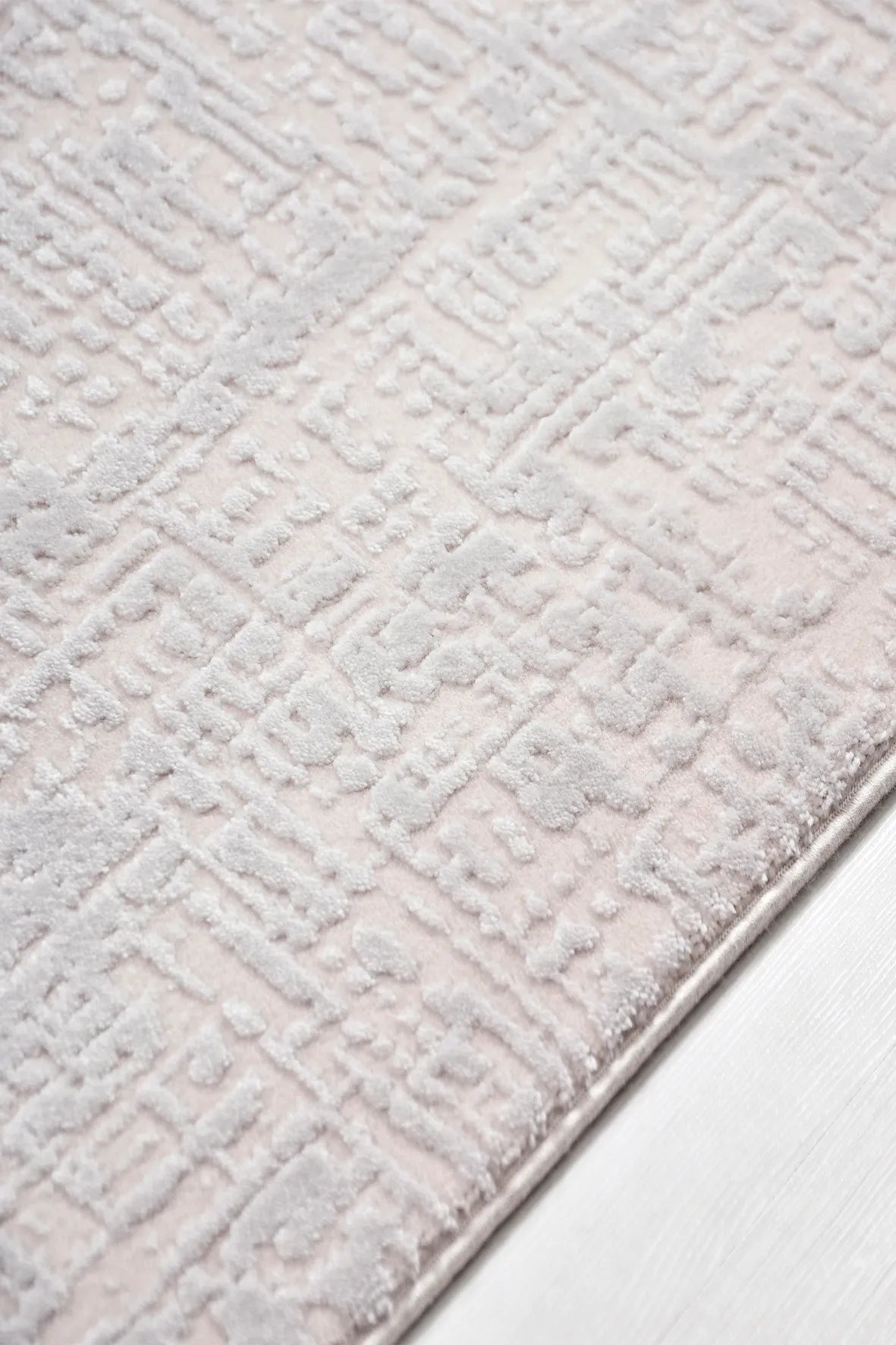 Bej Sade Dokulu Modern Halı