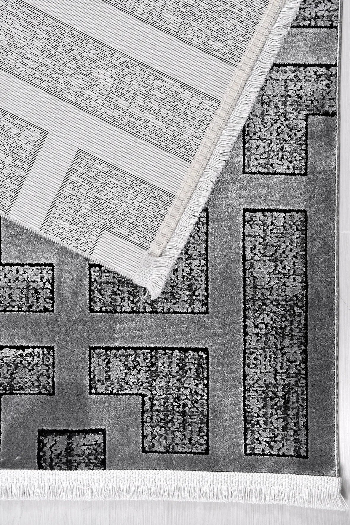 Antrasit ve Gümüş Damask Desenli Halı