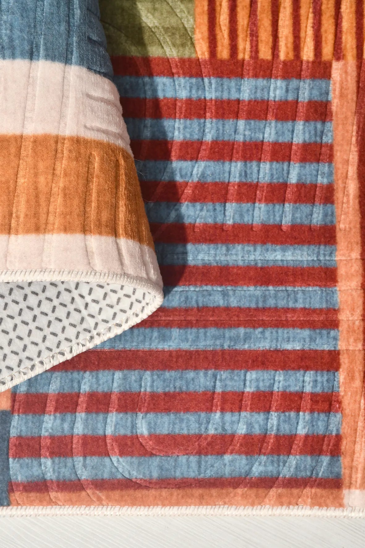 Renkli Kareli Patchwork Yıkanabilir Halı