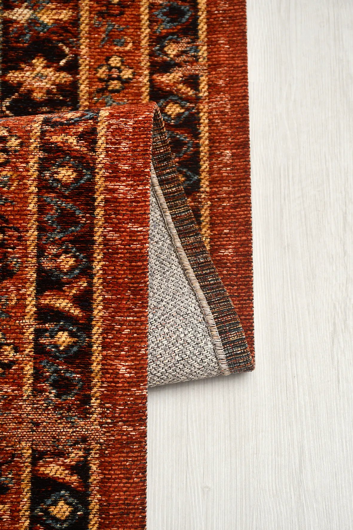 Kiremit Bordürlü Vintage Saçaklı Kilim