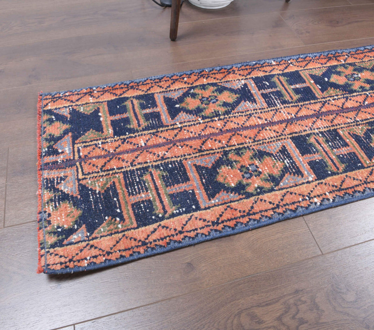 El yapımı vintage yolluk 43x335 cm oryantal desenli yün - yakın çekim doku detayı