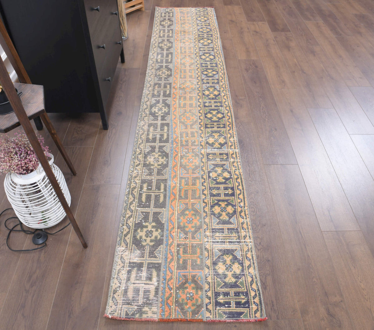 El yapımı vintage yolluk 61x315 cm i̇kat desenli yün - açık alan görünümü