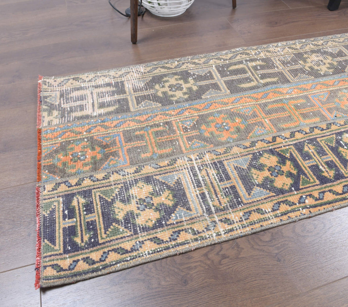 El yapımı vintage yolluk 61x315 cm i̇kat desenli yün - yakın çekim doku detayı