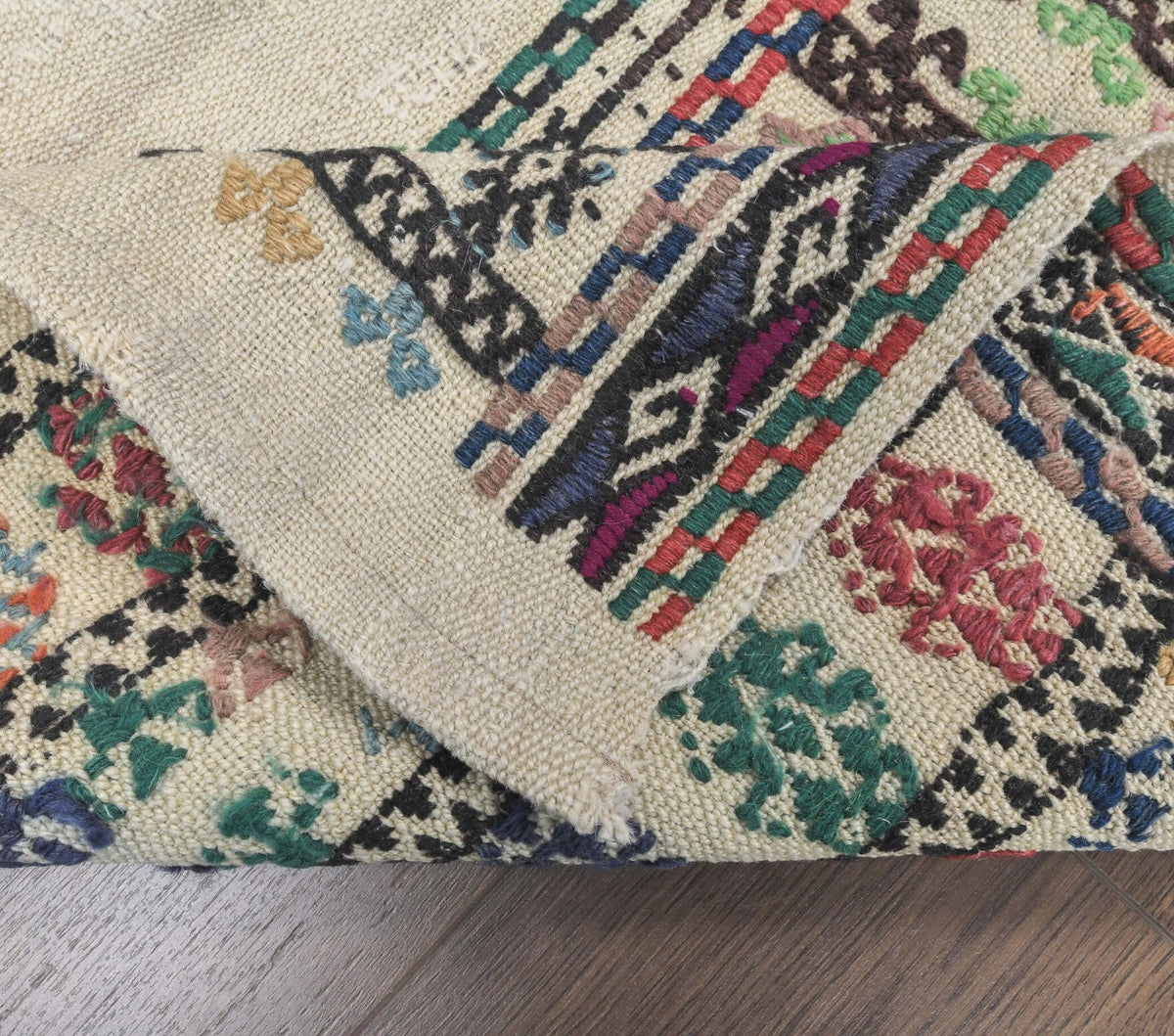 El yapımı vintage yolluk 74x305 cm tribal desenli yün - desen detayı