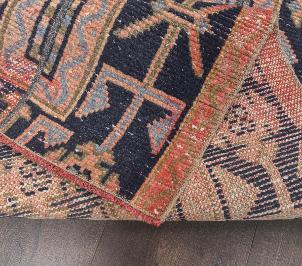 El yapımı vintage yolluk 48x310 cm i̇kat desenli yün - mekan görünümü