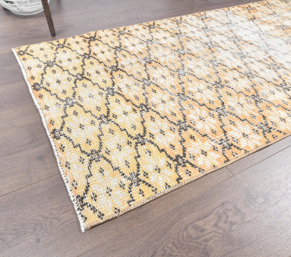 El yapımı vintage yolluk 74x325 cm i̇kat desenli yün - kenar ve saçak detayı
