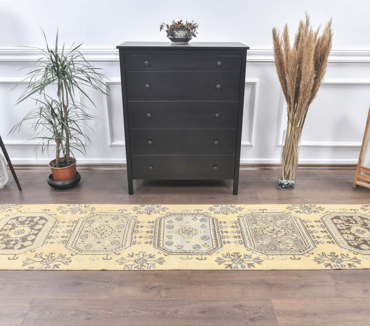 El yapımı vintage yolluk 74x323 cm çiçek desenli desenli yün - yakın çekim doku detayı