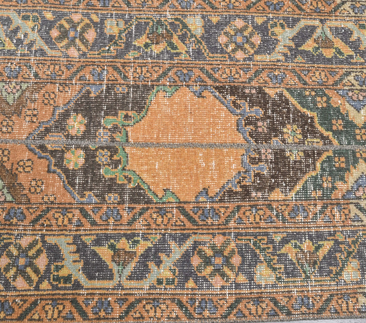 El yapımı vintage yolluk 64x345 cm i̇kat desenli yün - üstten görünüm