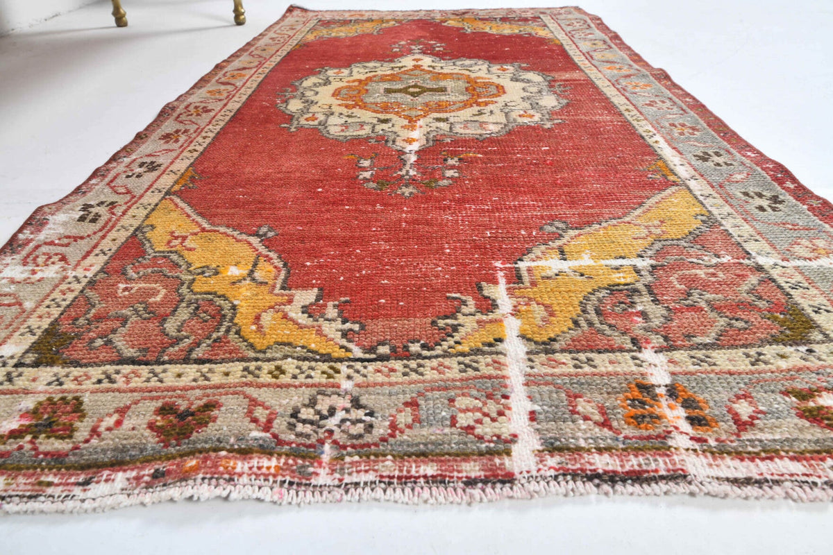 El yapımı vintage halı 61x122 cm oryantal desenli yün - açık alan görünümü