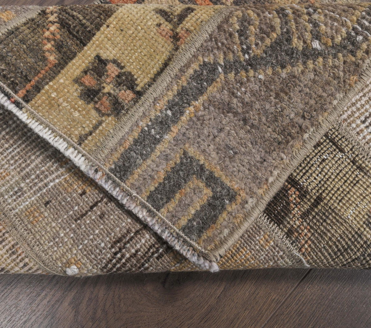 El yapımı vintage yolluk 51x183 cm i̇kat desenli yün - kenar ve saçak detayı