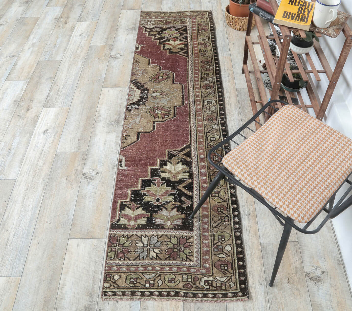 El yapımı vintage yolluk 30x213 cm oryantal desenli yün - kenar ve saçak detayı