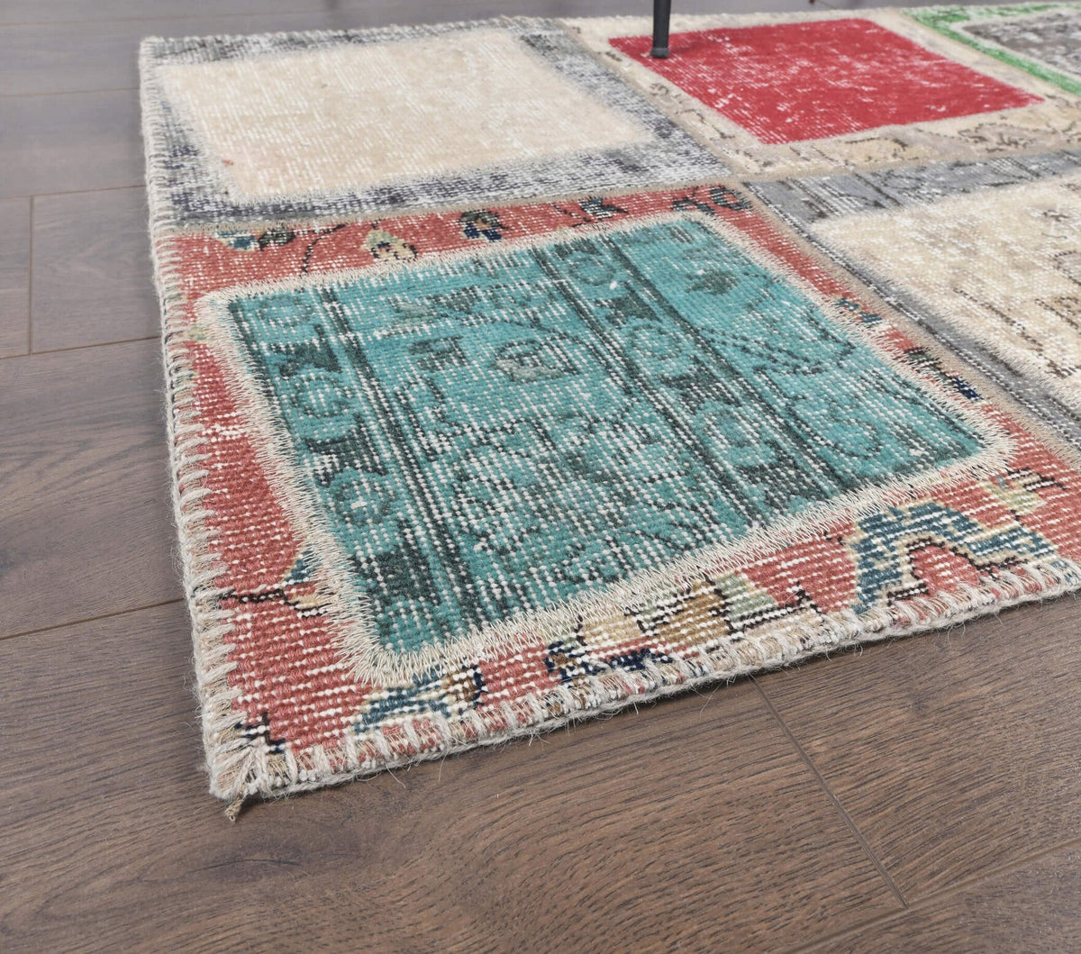 El yapımı vintage yolluk 76x229 cm düz desenli yün - kenar ve saçak detayı