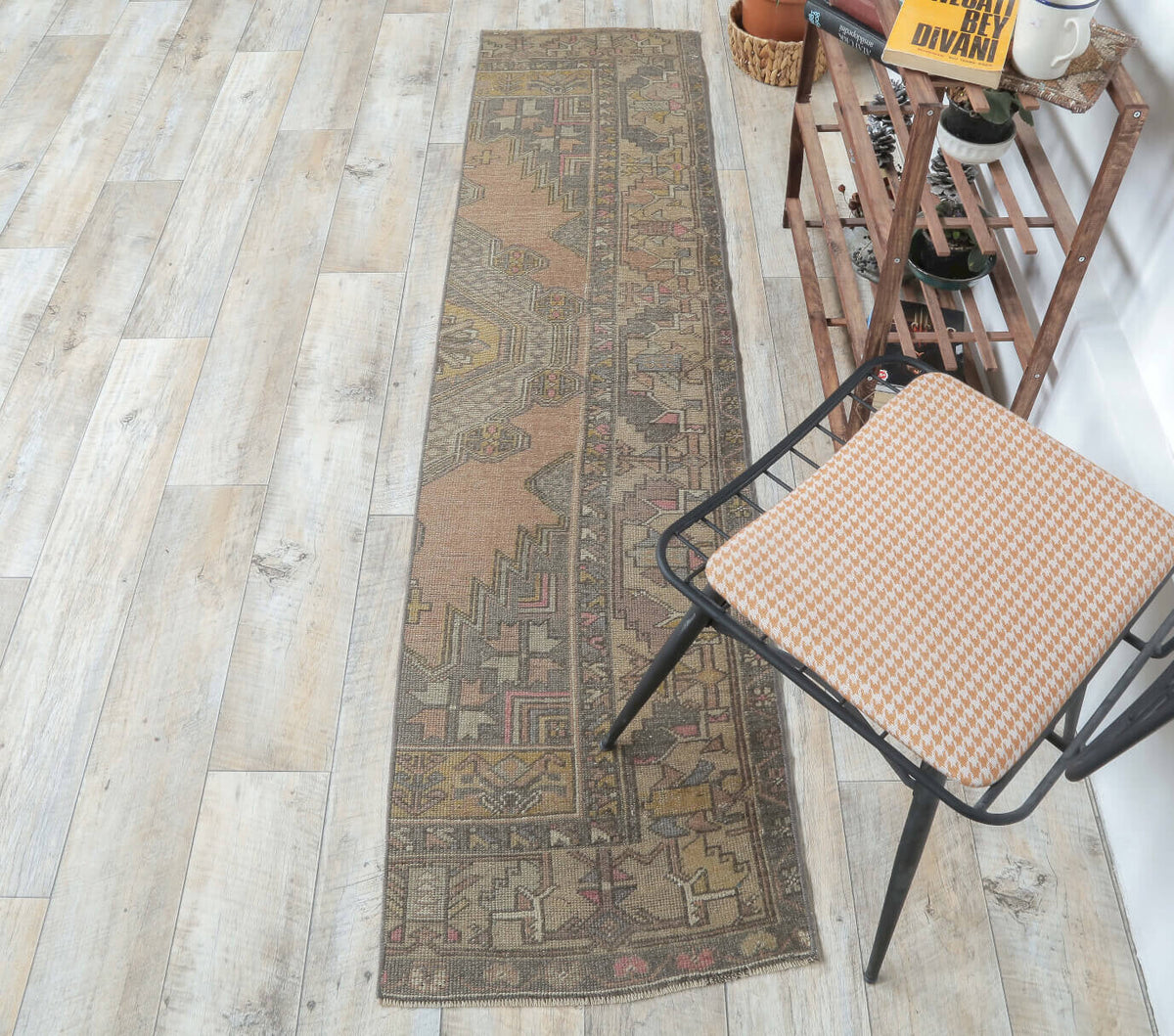 El yapımı vintage yolluk 51x218 cm bordürlü desenli yün - kenar ve saçak detayı