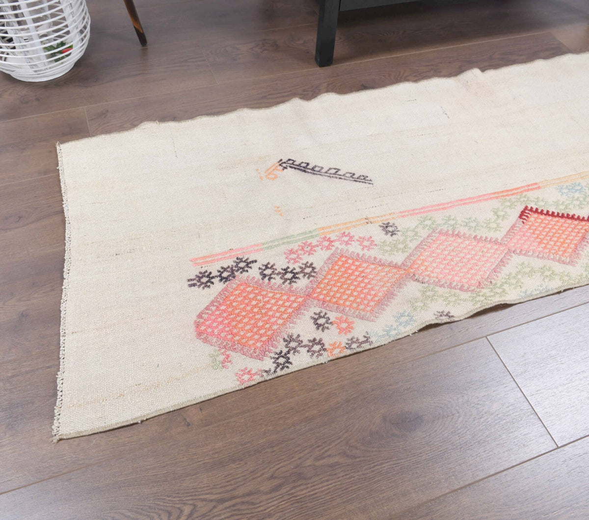 El yapımı vintage yolluk 61x208 cm düz desenli yün - kenar ve saçak detayı