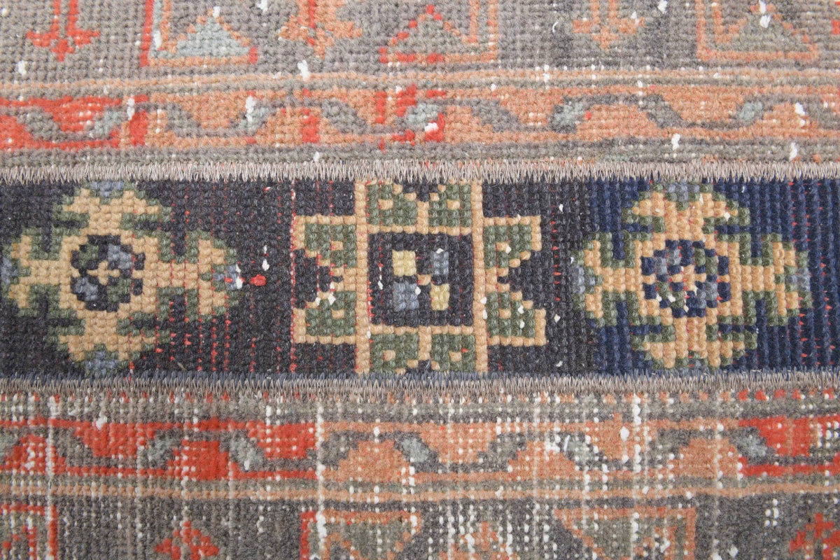 El yapımı vintage yolluk 61x262 cm i̇kat desenli yün - üstten görünüm