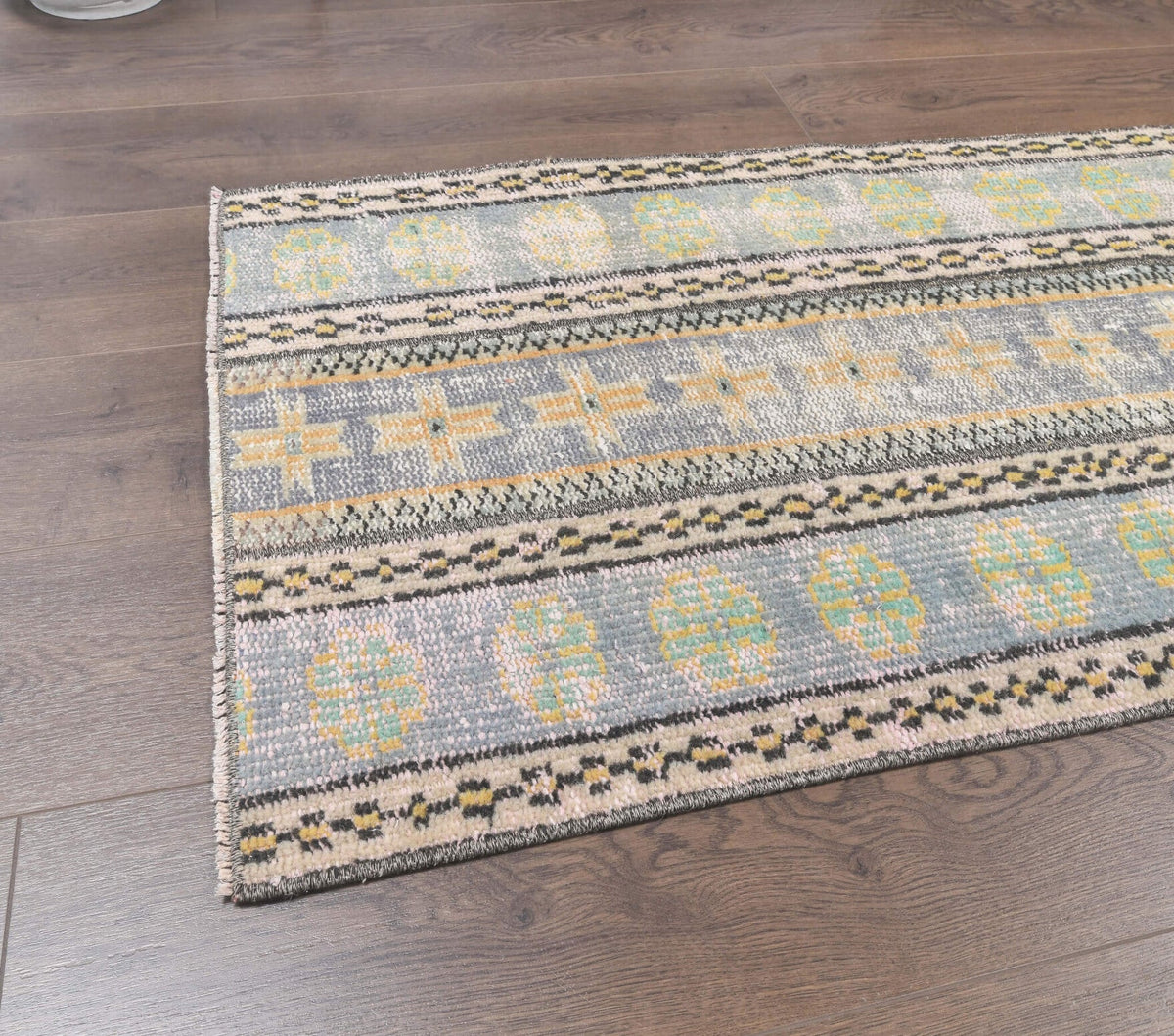 El yapımı vintage yolluk 66x284 cm i̇kat desenli yün - mekan görünümü
