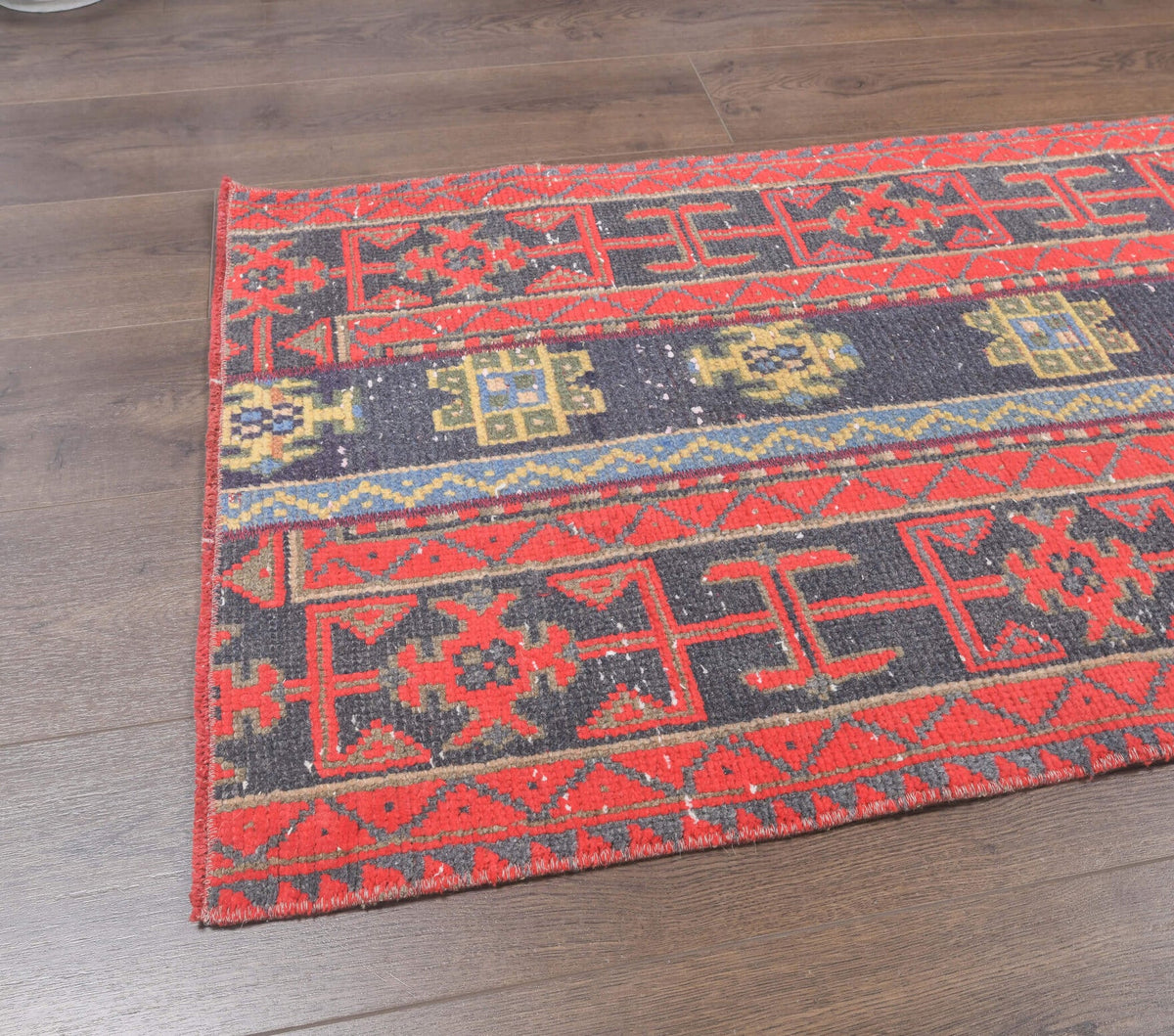 El yapımı vintage yolluk 71x284 cm i̇kat desenli yün - kenar ve saçak detayı