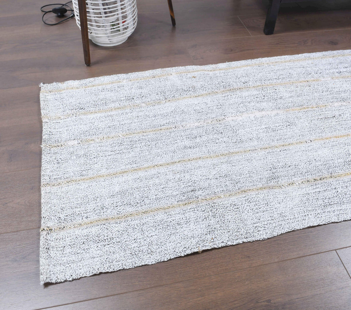El yapımı vintage yolluk 71x269 cm düz desenli yün - kenar ve saçak detayı