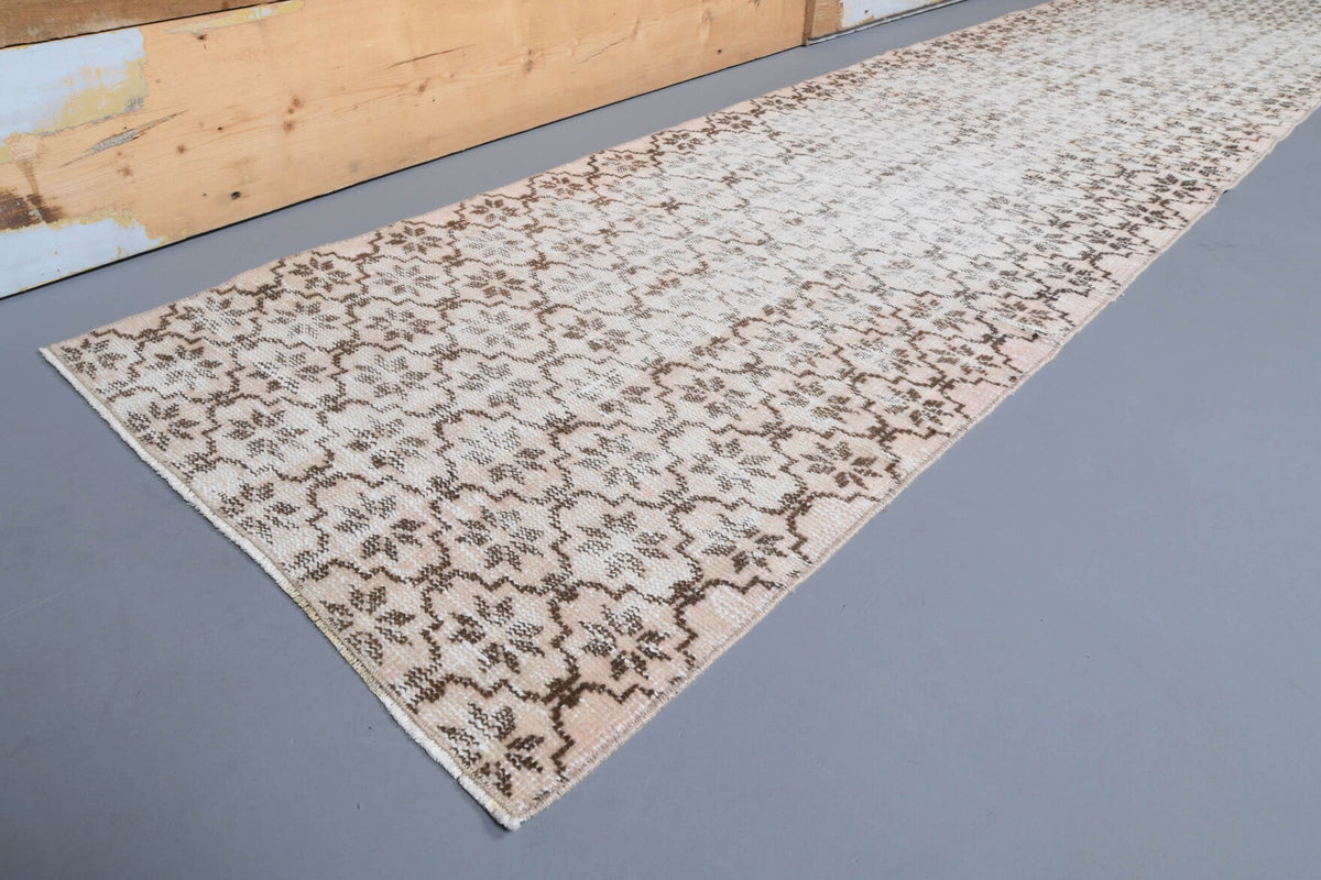 El yapımı vintage yolluk 76x315 cm i̇kat desenli yün - yakın çekim doku detayı
