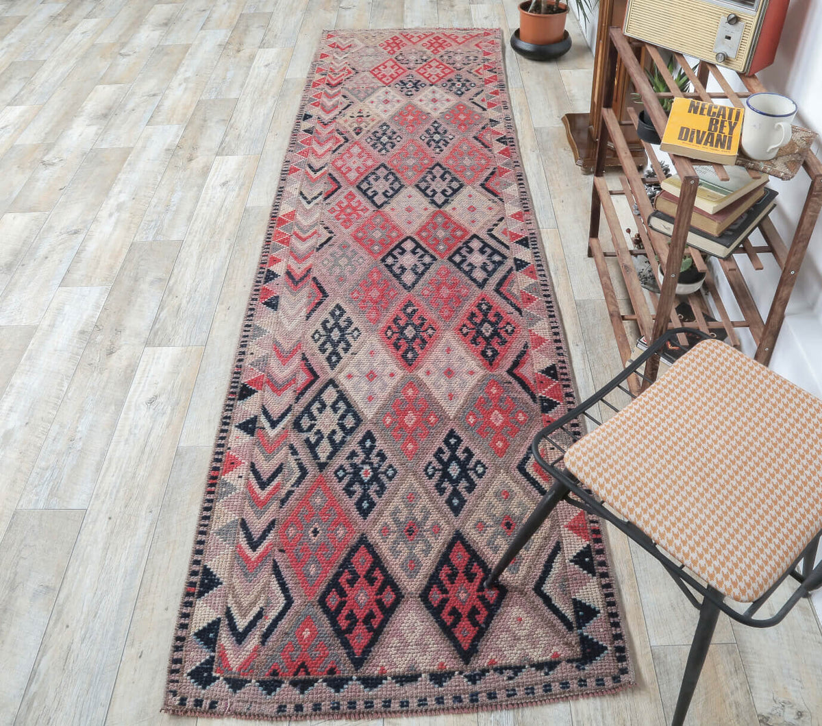 El yapımı vintage yolluk 89x310 cm geometrik desenli yün - kenar ve saçak detayı