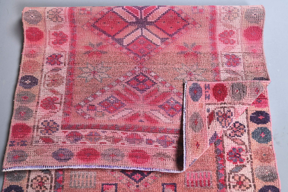 El yapımı vintage yolluk 86x318 cm i̇kat desenli yün - üstten görünüm