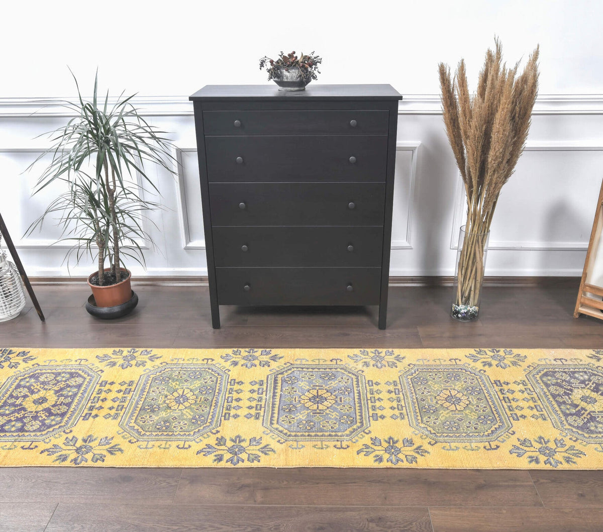 El yapımı vintage yolluk 76x325 cm çiçek desenli desenli yün - yakın çekim doku detayı