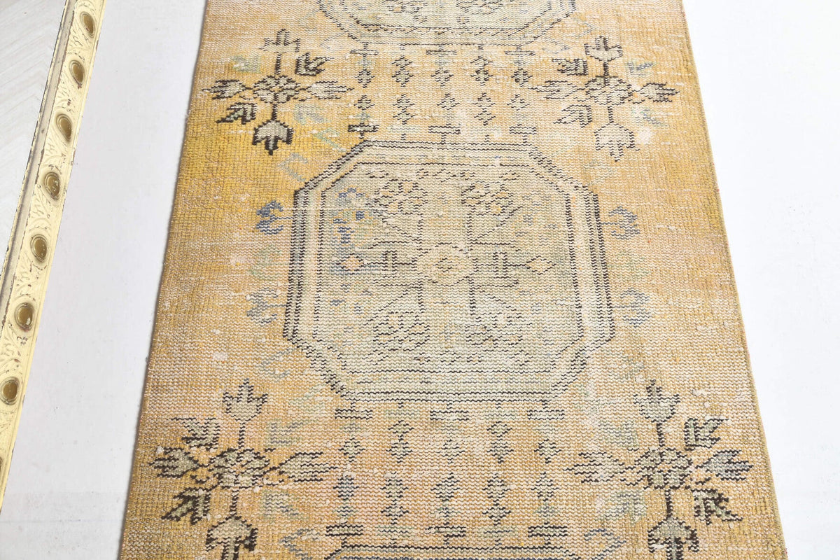 El yapımı vintage yolluk 81x338 cm i̇kat desenli yün - üstten görünüm