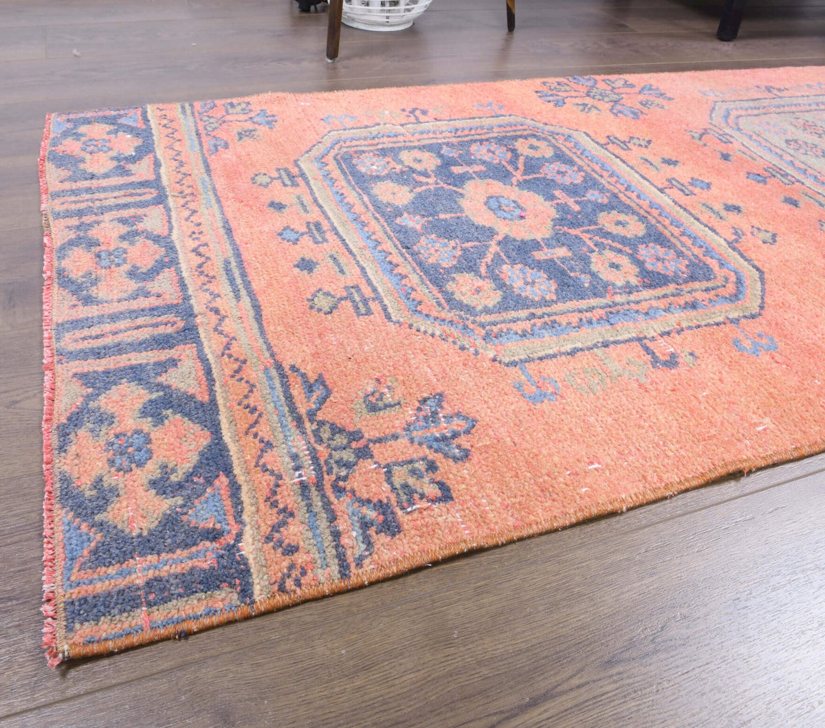El yapımı vintage yolluk 89x345 cm çiçek desenli desenli yün - mekan görünümü