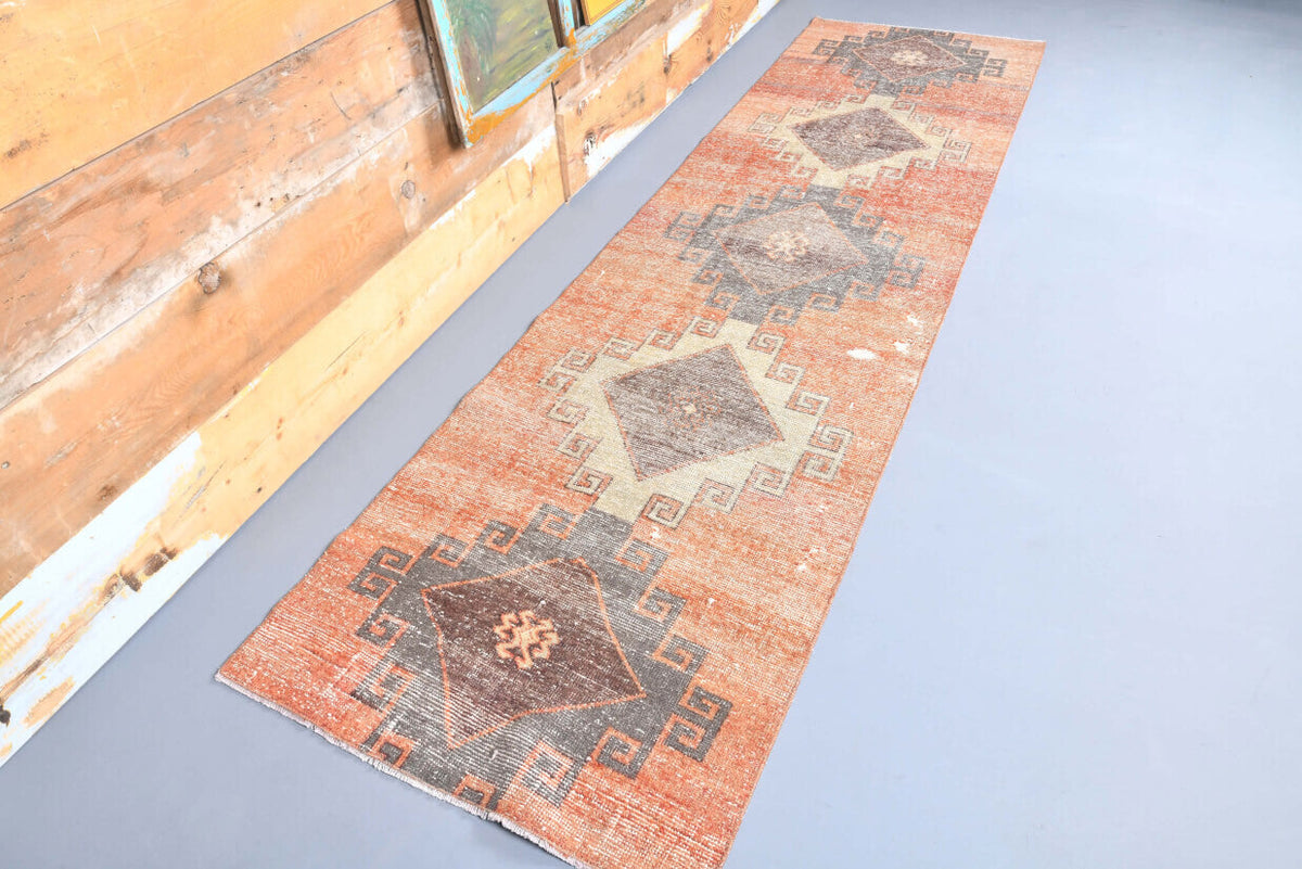 El yapımı vintage yolluk 91x335 cm i̇kat desenli yün - açık alan görünümü