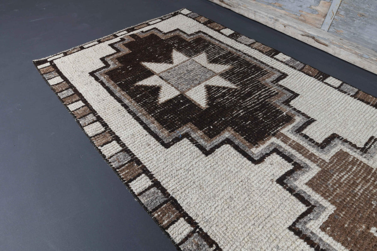 El yapımı vintage yolluk 97x323 cm geometrik desenli yün - kenar ve saçak detayı