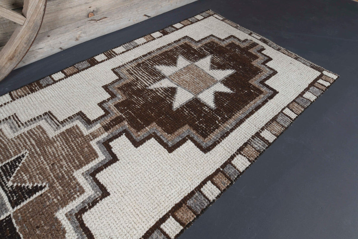 El yapımı vintage yolluk 97x323 cm geometrik desenli yün - mekan görünümü